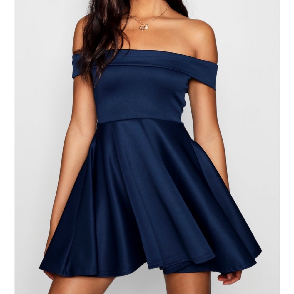 Boohoo plus- off shoulder dress blue (US 12)